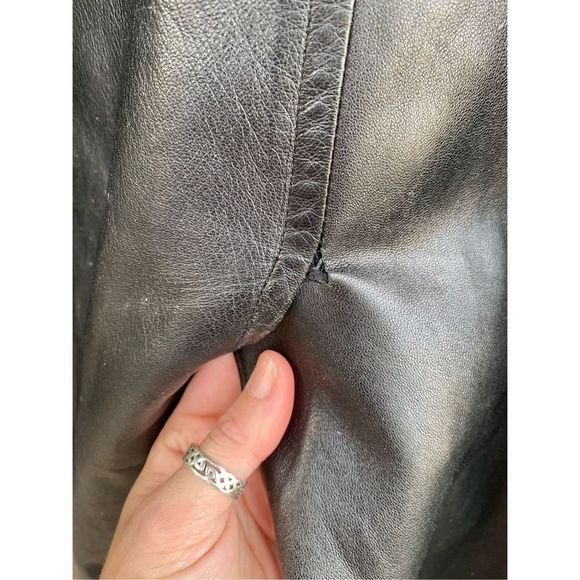 Carina New York Women’s Black Collared Button Long Leather Coat Size Medium - Picture 12 of 16